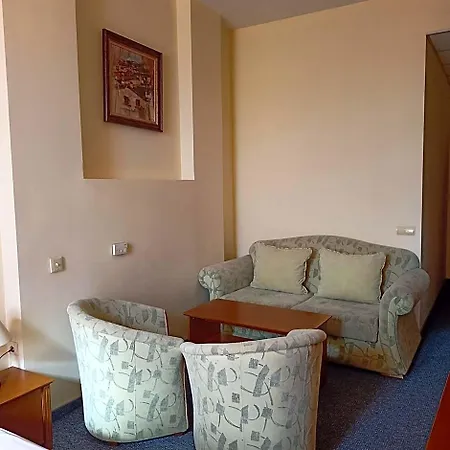 Panorama Hotel 4*