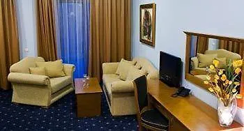 Panorama Hotel 4*